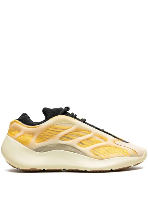 adidas Yeezy YEEZY 700 V3 "Mono Safflower" sneakers